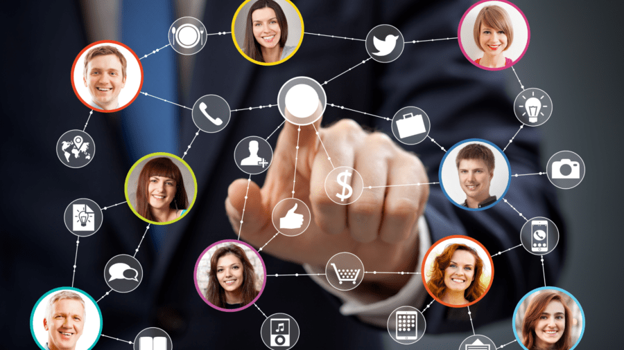Sztuka skutecznego networkingu w rozwoju kariery: Budowanie cennych relacji